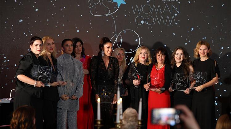  Woman.Comm of the Year nagrade